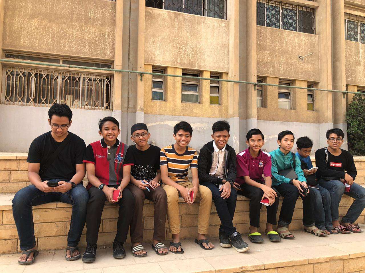 7 pelajar sinar mengikuti ujian penilaian bahasa di mahad buuth